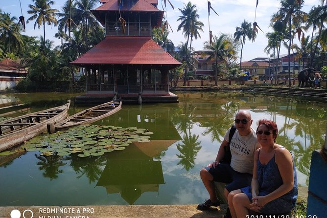 Kochi Private Guided (Taxi Car ) Mattancherry With a Local and Free Hotel Pickup - Meet Your Local Guide