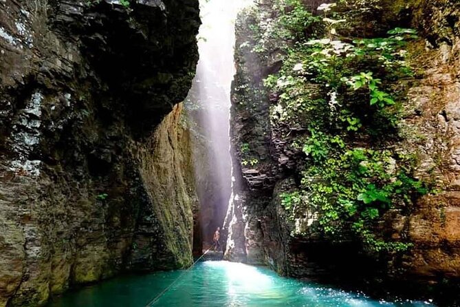 La Leona Waterfall Extreme Hiking -swimming & Hot Springs Tour