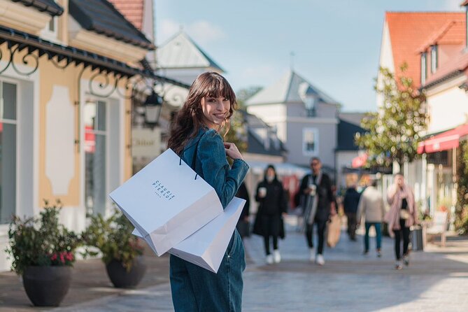 La Vallee Village Shopping Outlet by Luxury Transport From Paris