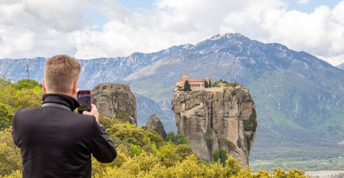 Larissa, Katerini To: Meteora Private Tour, From 1 to 20 Pax. - Tour Overview