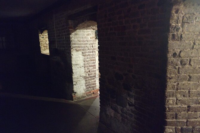 Late Night Savannah Haunted Pub Crawl - Overview of the Tour