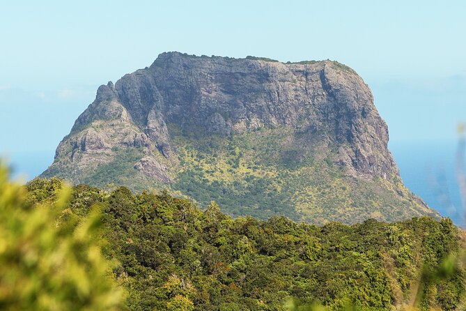 Le Morne Mountain Sunrise Hike & Climb