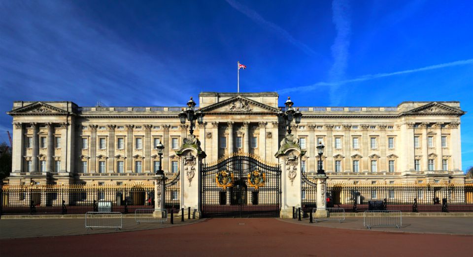 London: Changing of the Guard & Royal London Walking Tour - Tour Overview