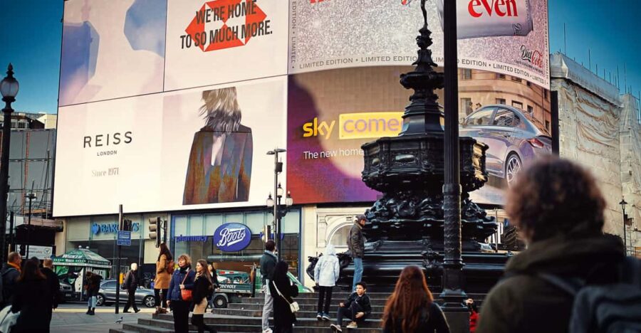 London: Private Walking Tour With a Local Guide