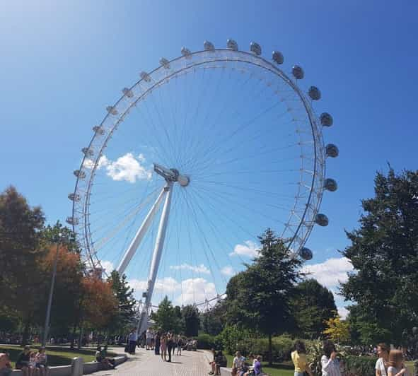 London: Taxi 50+ Sights Private Tour & London Eye Ride - Tour Overview