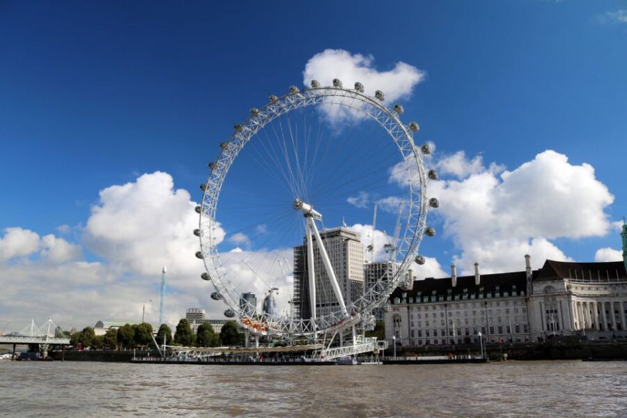 London: Westminster to Richmond River Thames Cruise