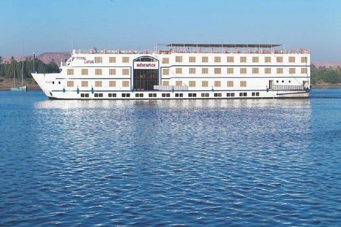 Luxury Cairo Nile Dinner Cruise and Show - Nile Maxim Cruise