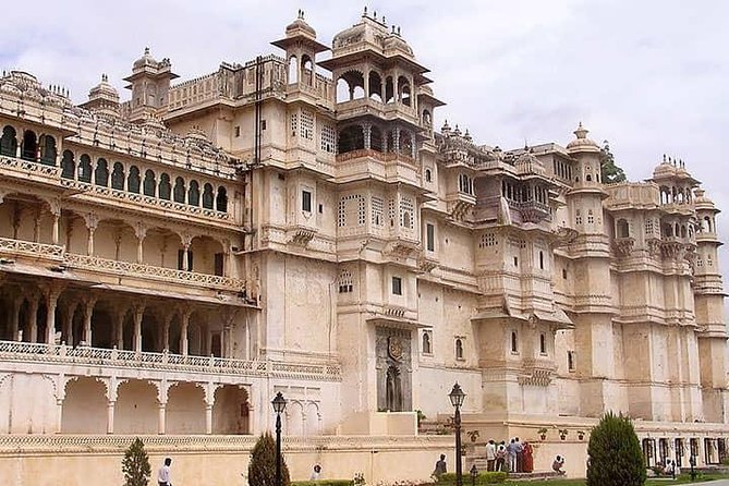 Luxury Golden Triangle With Udaipur - Tour Overview