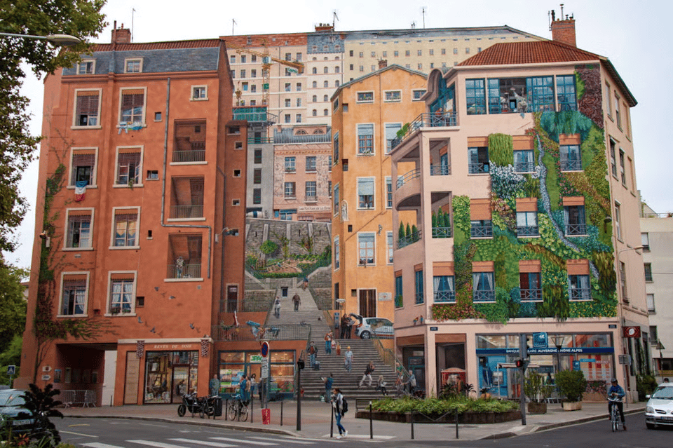 Lyon: Guided Tour of the Croix-Rousse - Tour Highlights