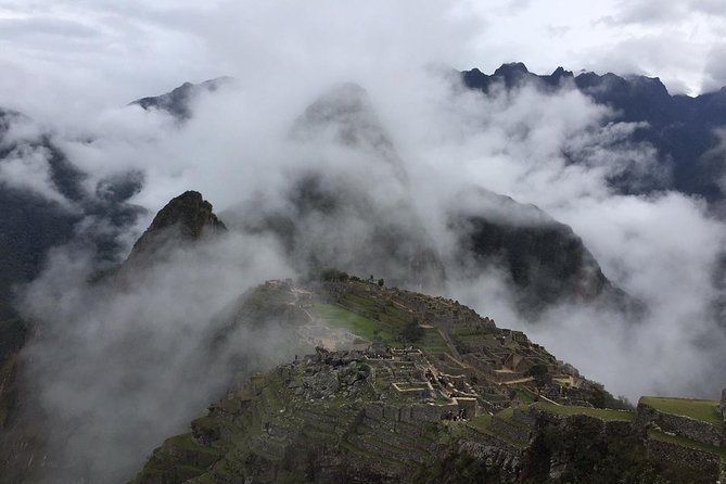 Machu Picchu Private Guide Service From Aguas Calientes - Tour Overview