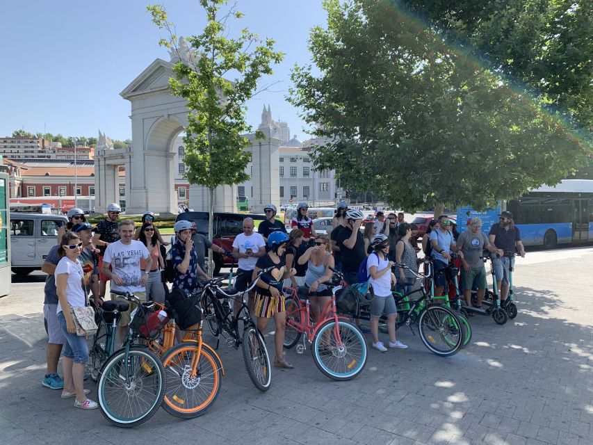 Madrid: Literary Quarter & Retiro Park Electric Bike Tour - Tour Overview