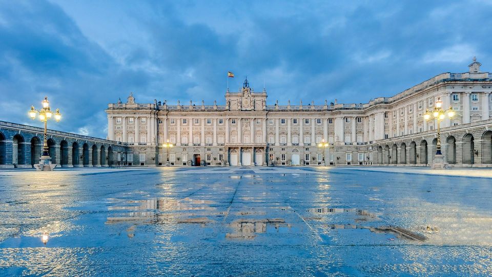 Madrid: Old Town Guided Walking Tour - Tour Overview