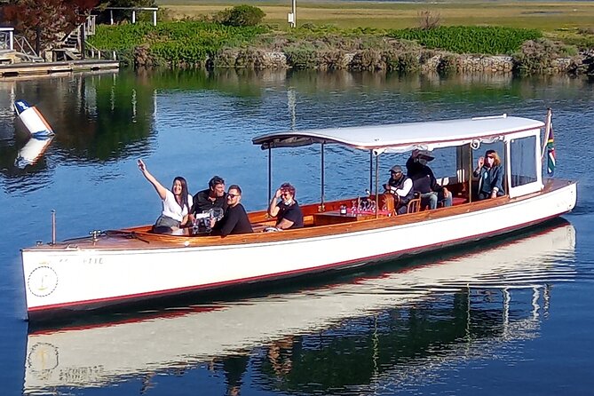 Magic Lagoon – Coquette Knysna Heads Cruise