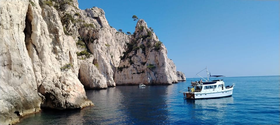 Marseille: Boat Rental for a Unique Day in the Calanques - Exploring the Calanques National Park