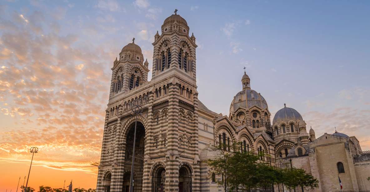 Marseille: First Discovery Walk and Reading Walking Tour - Tour Overview