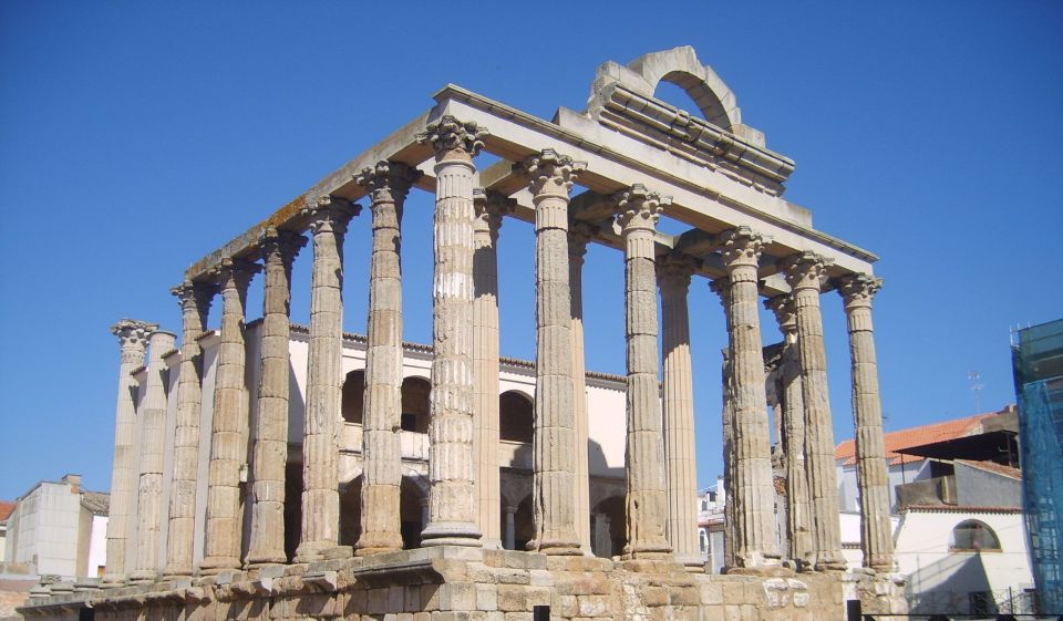 Merida: Guiding Walking Tour With Theater and Amphitheatre - Tour Overview and Pricing