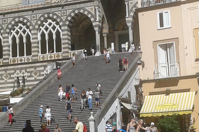Minivan Tour | Amalfi Ravello and Pompeii With Driver