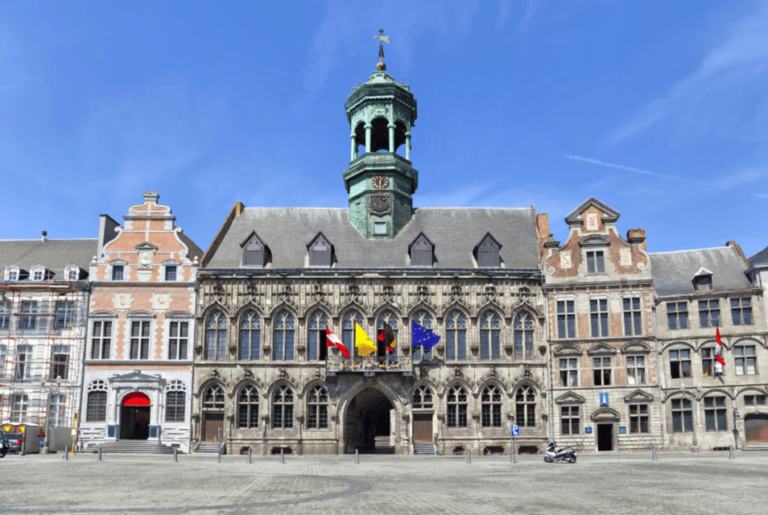 Mons Romantic Walking Tour: Discover, Love, and Explore