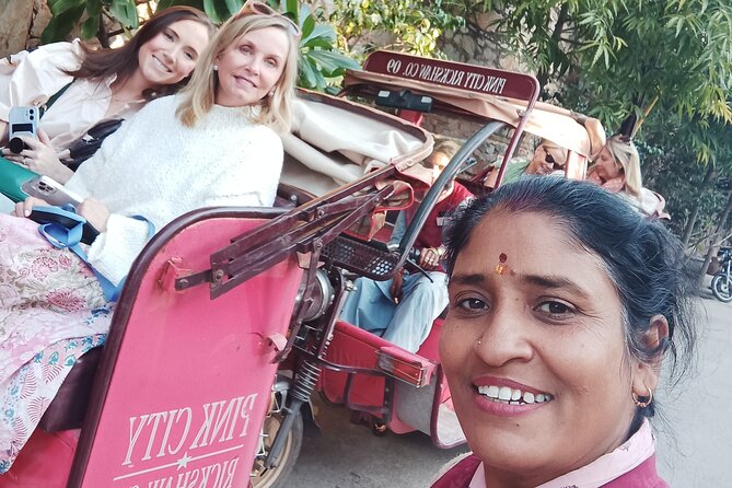 Morning E-Rickshaw Ride at Jaipur - Meet Renu, Your Driver