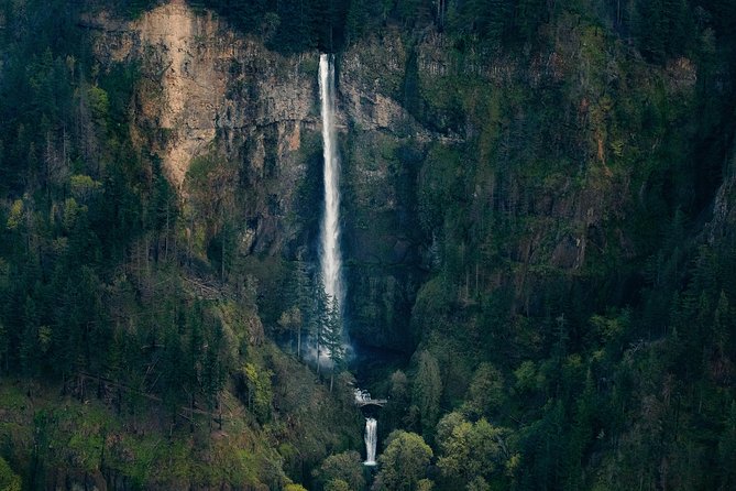 Multnomah Falls Air Tour in Portland