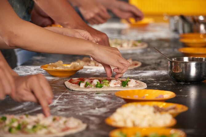 Naples Pizza Making Class With Tastings-Do Eat Better Experience
