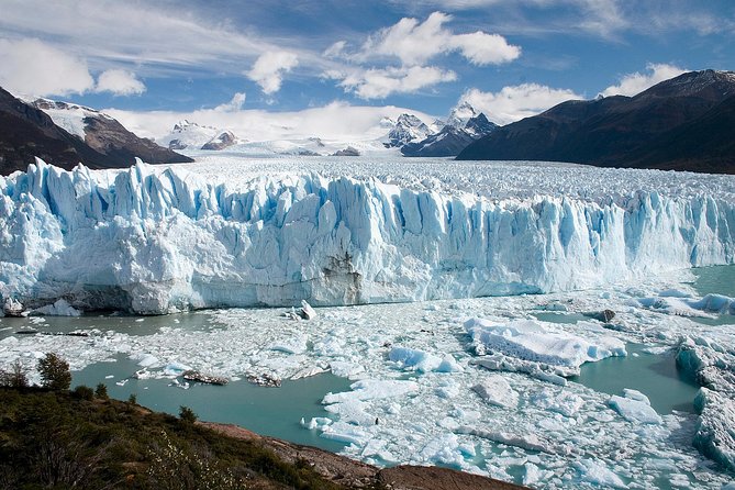 National Park - Perito Moreno Glacier - (Optional Nautic Safari) - Tour Overview
