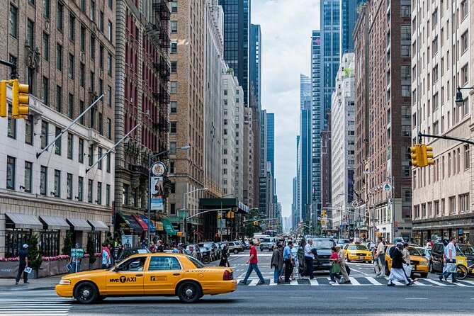 New York City: Escorted Bus Tours From Toronto