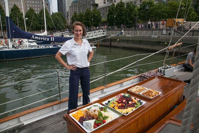New York Sailboat Cruise With Wine and Cheese