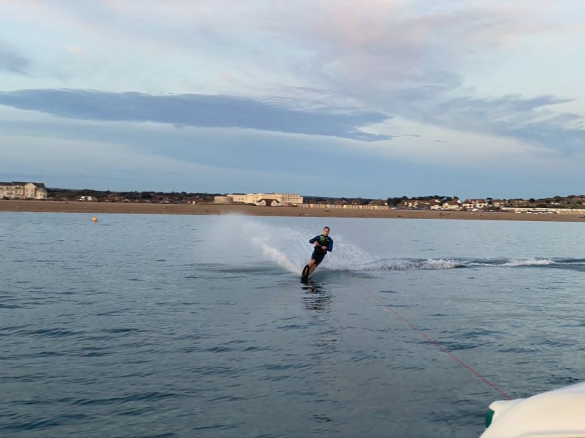 Newhaven: Water Skiing Session in East Sussex - Activity Overview