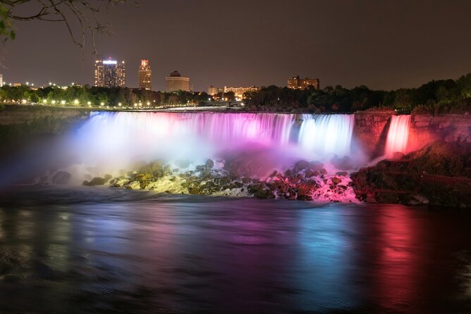 Niagara Falls Evening Tour With Boat, Dinner & Illumination Tower