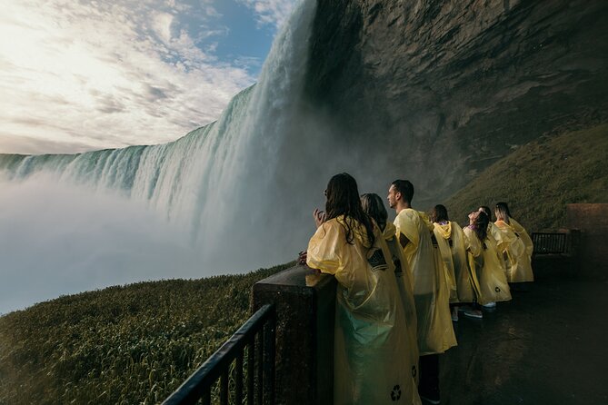 Niagara Falls: Sightseeing Pass With 3 Attractions + Guided Tour