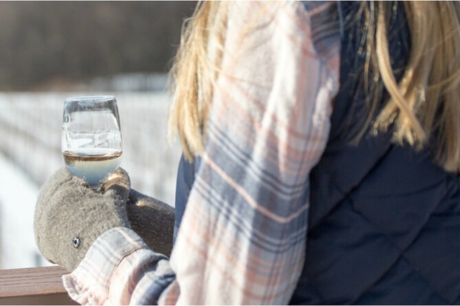 Niagara Wine Tour and Tastings With Included Transportation