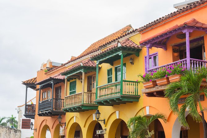 Old City Walk & Taste Experience