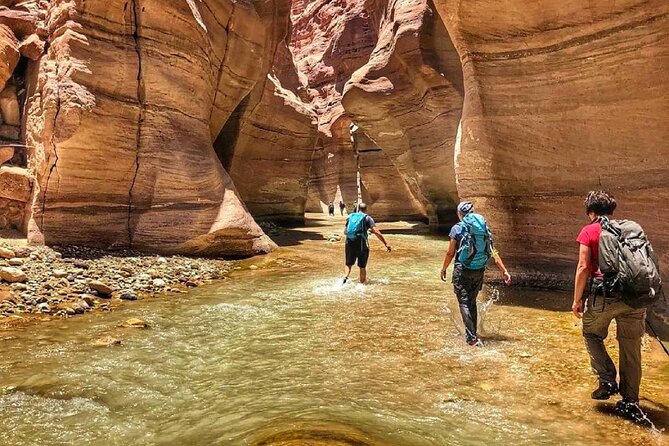One Day Hiking Wadi Al Hasa Canyon - Meeting Details and Itinerary