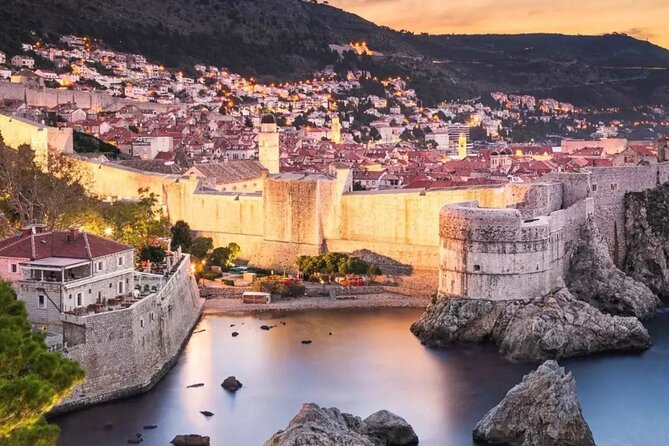 ONE WAY – Sarajevo > Dubrovnik + Day Tour Mostar,Blagaj,PočItelj &Kravice Falls