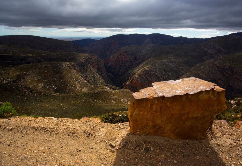 Oudtshoorn: Swartberg Pass Tour With Traditional Lunch - Tour Overview