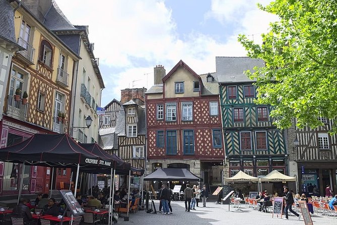 Outdoor Escape Game the Headquarters of Rennes - Overview of the Escape Game