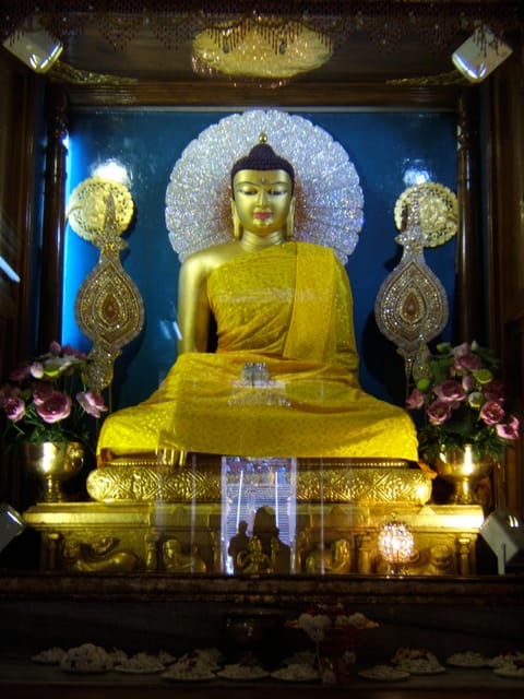 Overnight Bodhgaya Tour From Mumbai With Return Flight - Tour Overview and Pricing