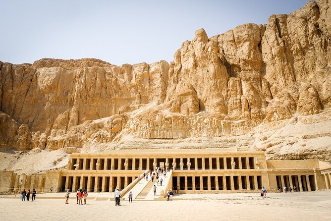 Package Hot Air Balloon and 5 More Attractions ( Luxor Full Day Tour )From Luxor