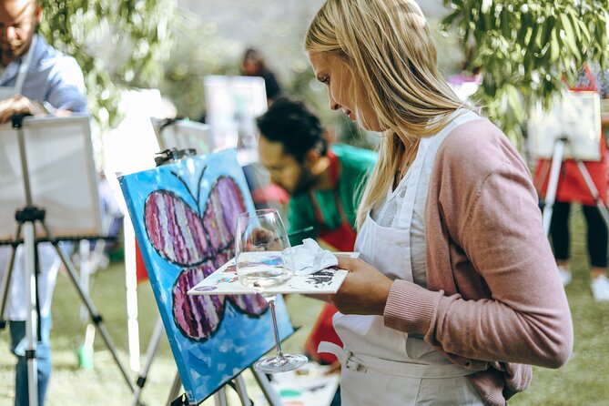 Painting Uncorked Art and Enjoying Wine in Frankfurt Am Main - Experience Overview
