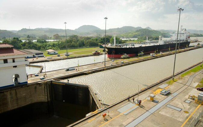 Panama Canal and City Tour