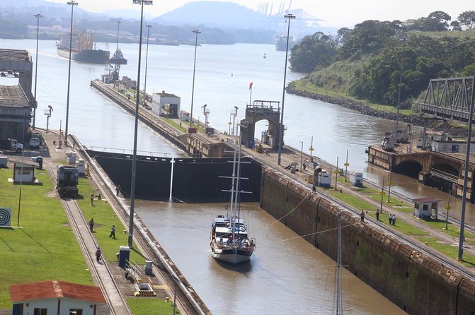 Panama Canal Partial Transit Tour From Panama City