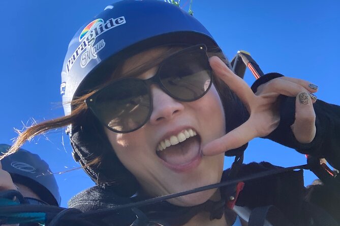Paraglide Mauis 1K Tandem Paragliding Experience