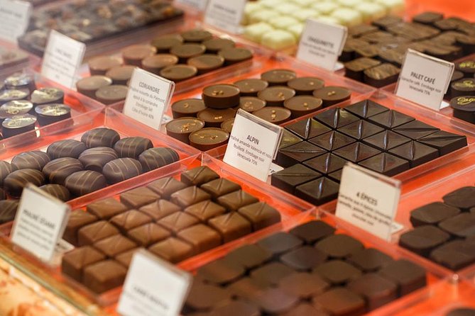 Paris Aligre Market Walking Tour With Chocolate and Cheese Tasting
