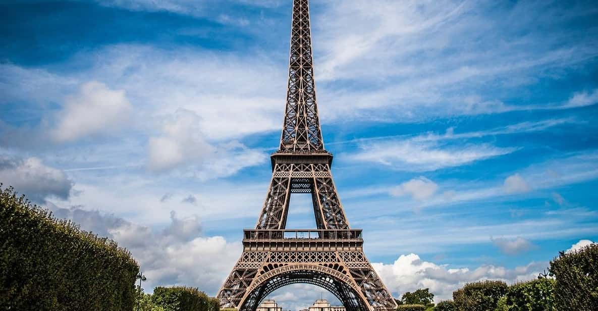 Paris: Luggage Storage Service Close to the Eiffel Tower - Booking Details