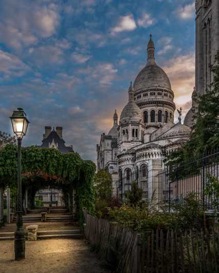 Paris: Montmartre Highlights Walking Tour With a Local Guide - Tour Overview