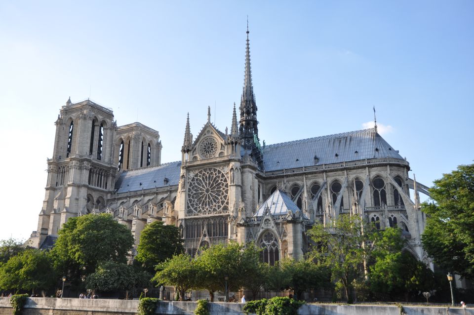 Paris: Private Customizable City Tour in Spanish - Tour Overview