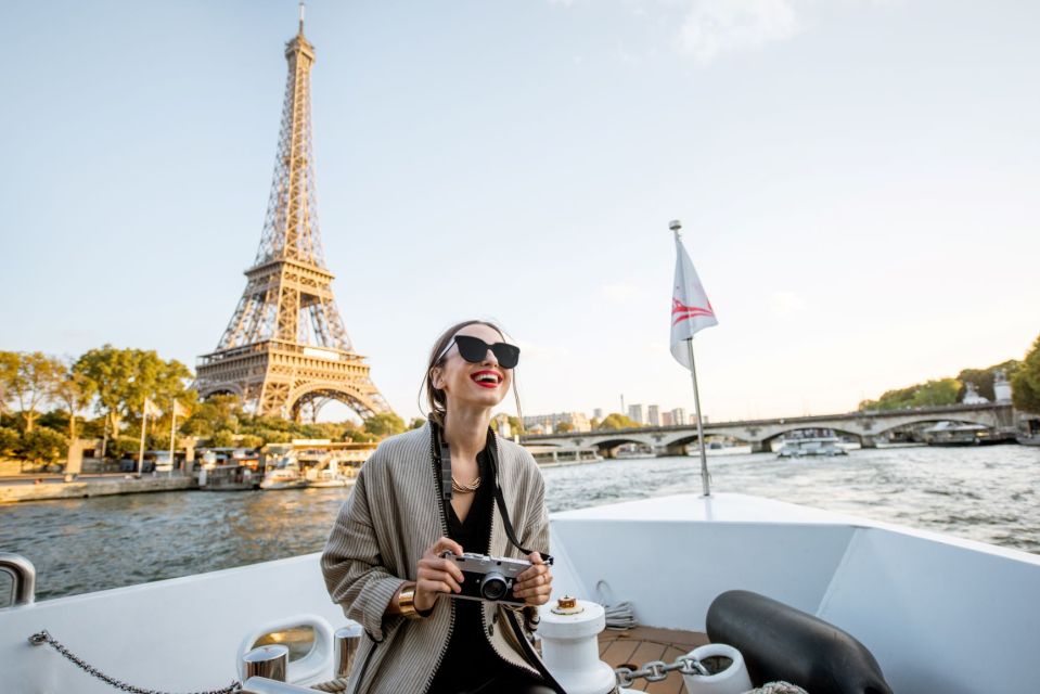 Paris: Seine River Cruise With a Live Guide - Pricing and Availability