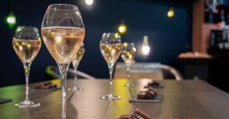 Passy-Grigny: Chocolate and Champagne Tasting Tour