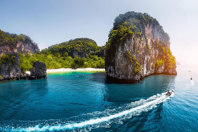 Phang Nga Bay(James Bond Island)Tour With Lunch by Long Tail Boat